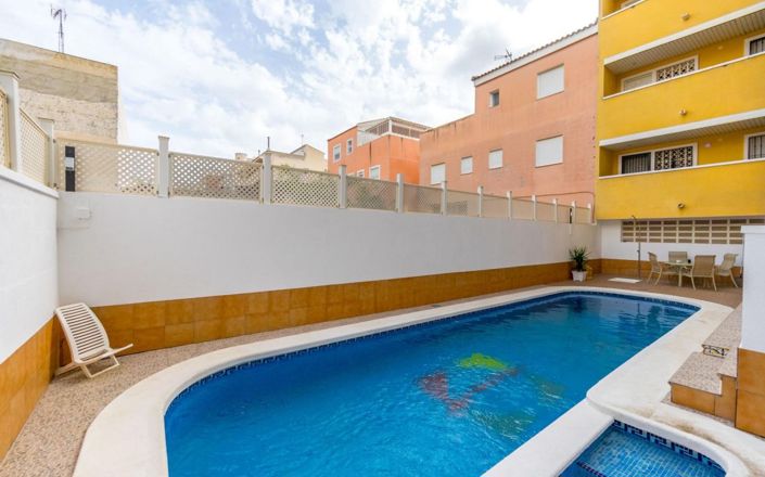 Image No.31-2 Bed Apartment for sale