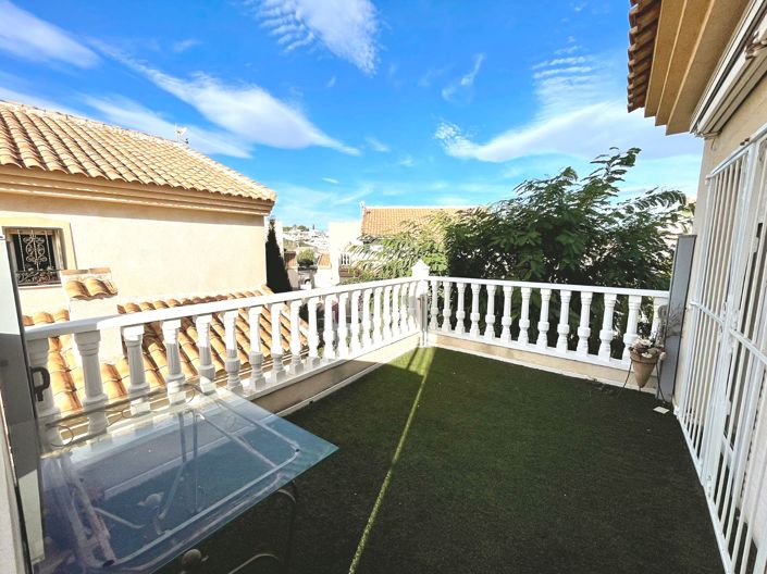 Image No.19-3 Bed Villa for sale