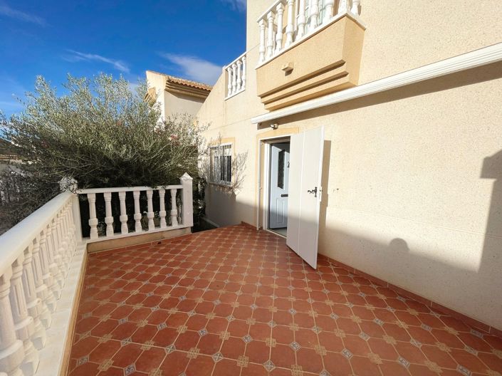 Image No.3-3 Bed Villa for sale