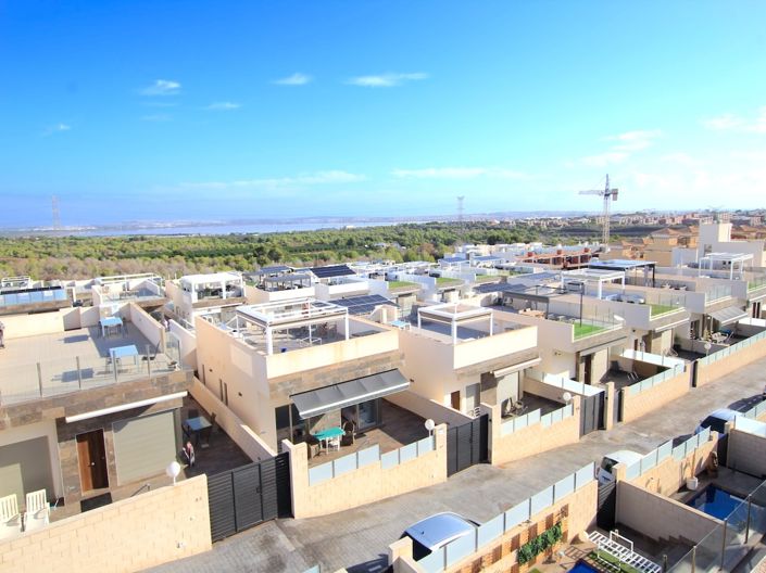 Image No.23-3 Bed Villa for sale