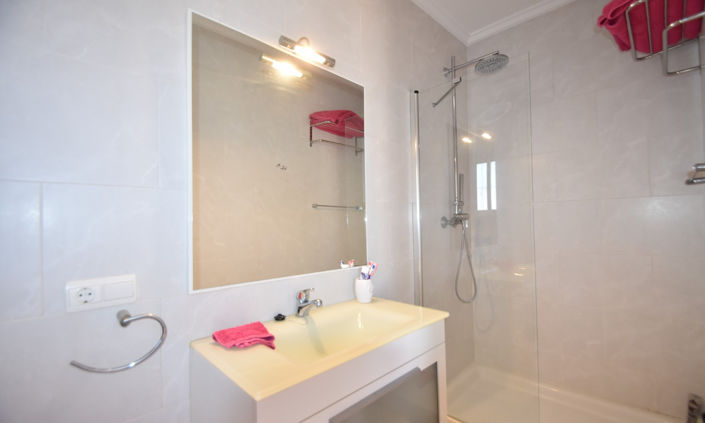 Image No.22-4 Bed Villa for sale