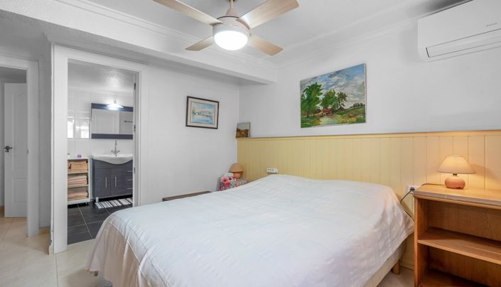 Image No.26-4 Bed Property for sale