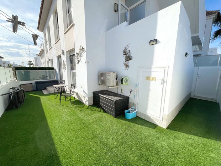 Image No.26-2 Bed Apartment for sale