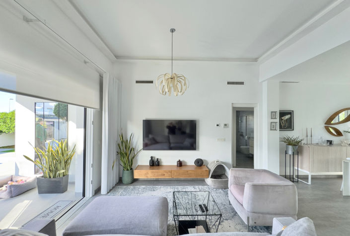 Image No.4-3 Bed Villa for sale