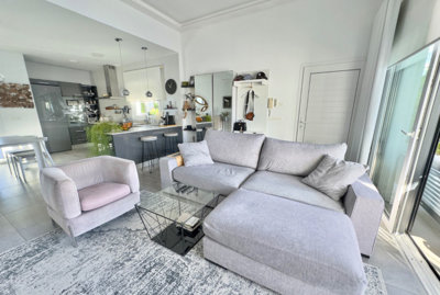 o_1j8as52vk17e01b07pr1295psm2r