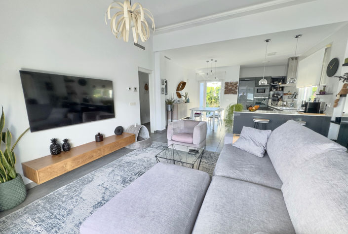 Image No.7-3 Bed Villa for sale