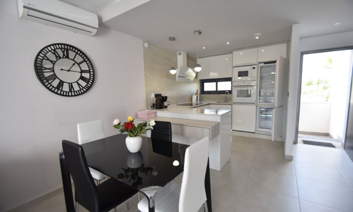 Image No.11-2 Bed Apartment for sale