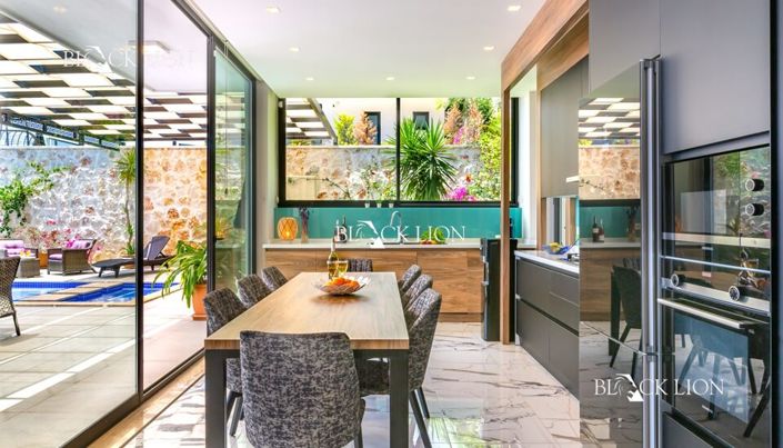 Image No.13-4 Bed Villa for sale