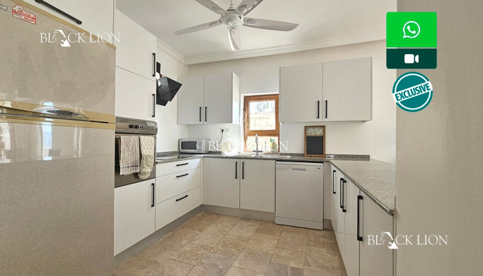 Image No.28-4 Bed Property for sale