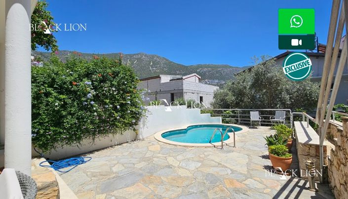 Image No.10-3 Bed Townhouse for sale