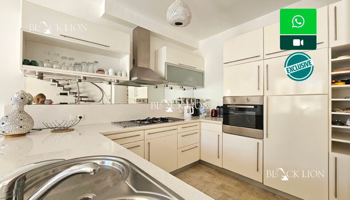 Image No.3-3 Bed Townhouse for sale