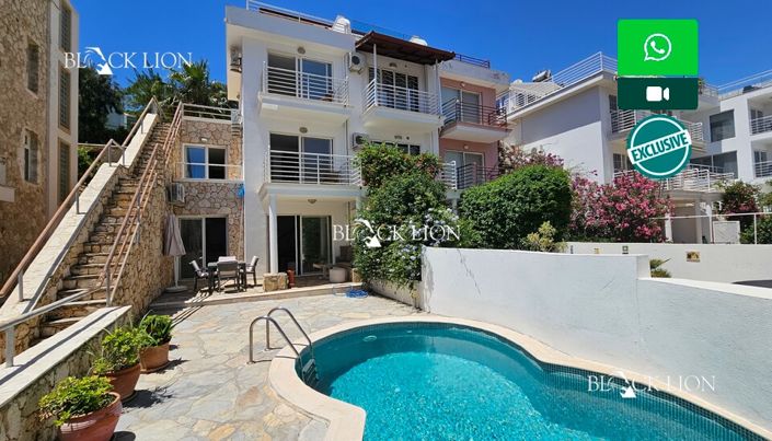 Image No.9-3 Bed Townhouse for sale