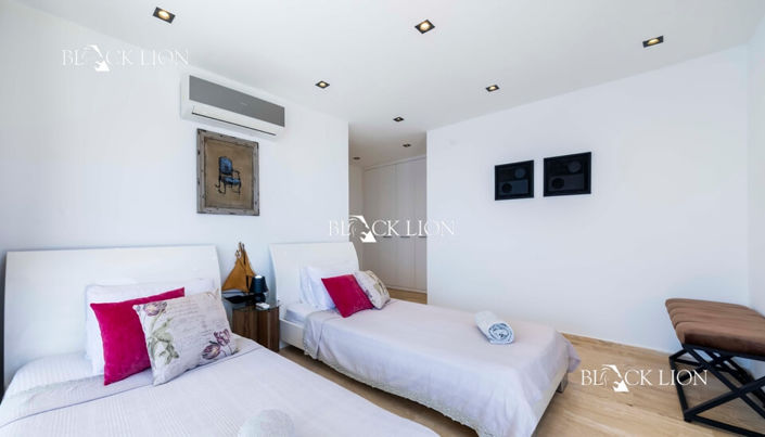 Image No.30-3 Bed Villa for sale