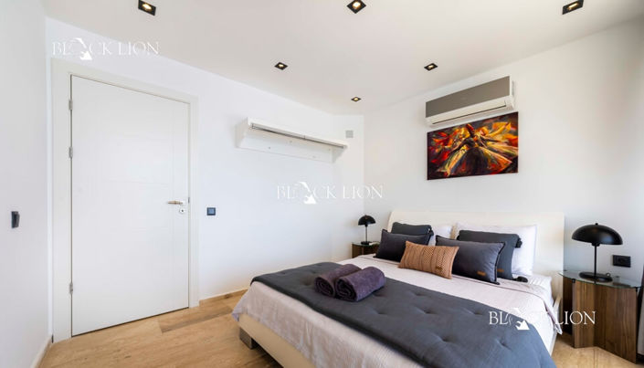 Image No.36-3 Bed Villa for sale