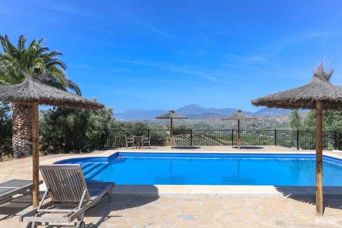 Image No.35-7 Bed Hotel for sale