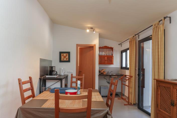 Image No.44-7 Bed Hotel for sale