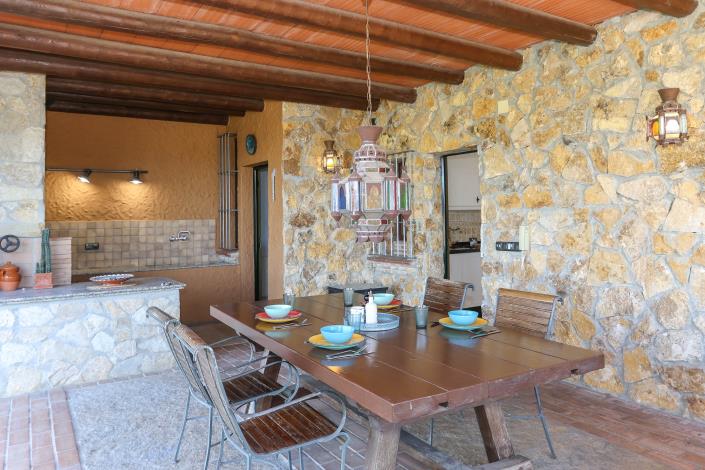 Image No.12-6 Bed Villa / Detached for sale