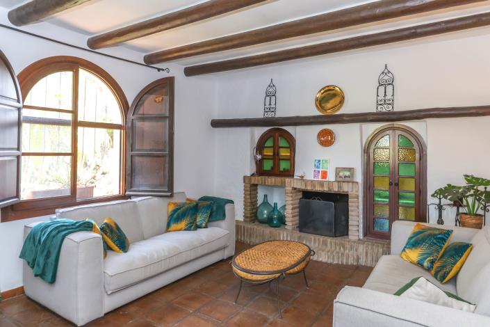 Image No.27-6 Bed Villa / Detached for sale