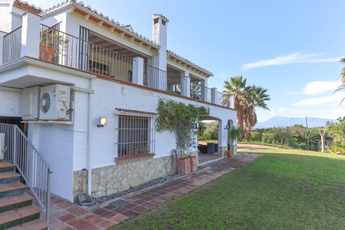 Image No.46-6 Bed Villa / Detached for sale