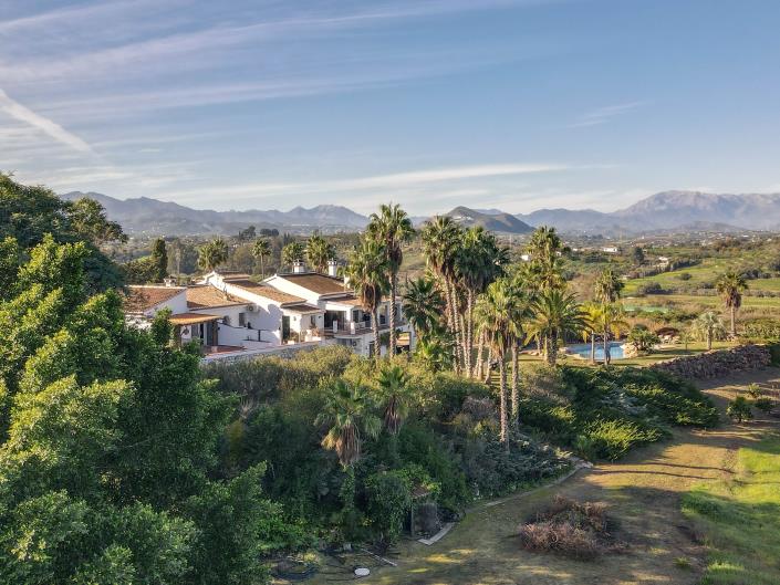 Image No.5-6 Bed Villa / Detached for sale