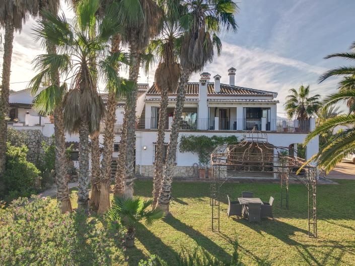 Image No.55-6 Bed Villa / Detached for sale