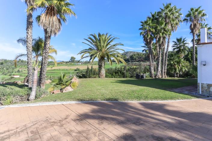 Image No.56-6 Bed Villa / Detached for sale