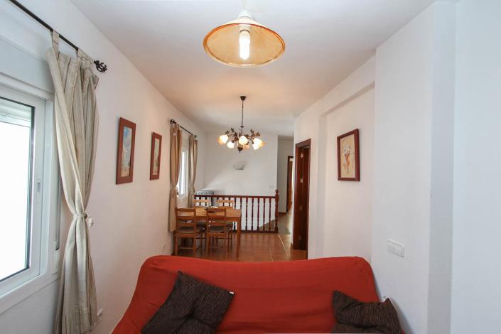 Image No.24-7 Bed Villa / Detached for sale