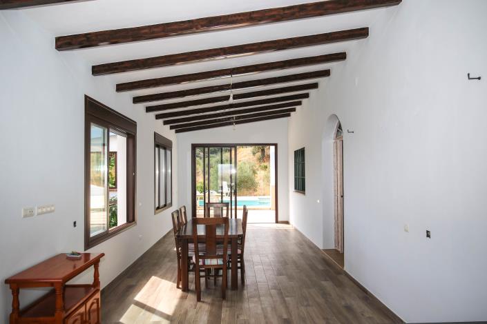 Image No.25-5 Bed Villa / Detached for sale