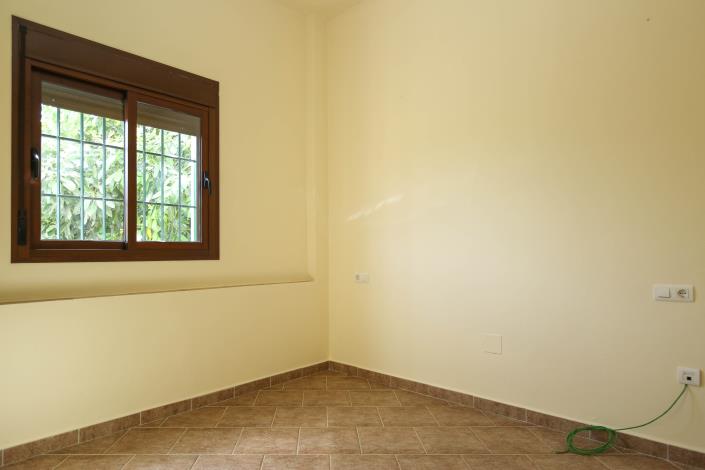 Image No.33-5 Bed Villa / Detached for sale