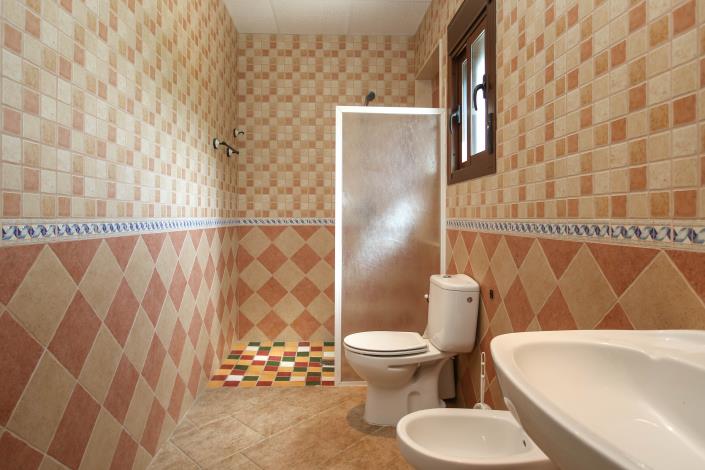 Image No.34-5 Bed Villa / Detached for sale