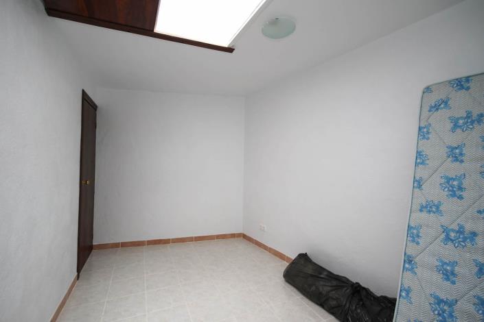 Image No.21-3 Bed Townhouse for sale