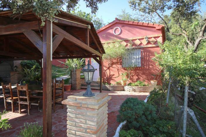 Image No.30-6 Bed Country House for sale