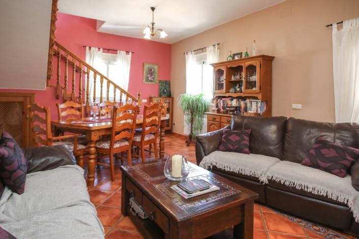 Image No.10-4 Bed Villa / Detached for sale