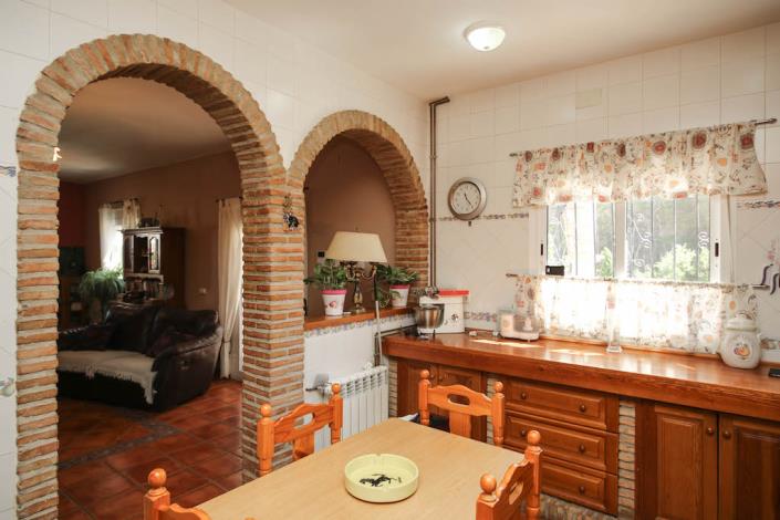Image No.14-4 Bed Villa / Detached for sale
