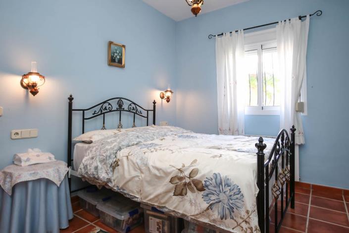 Image No.21-4 Bed Villa / Detached for sale