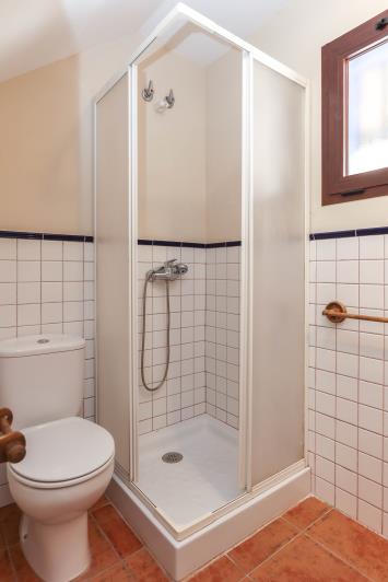 Image No.23-14 Bed Hotel for sale