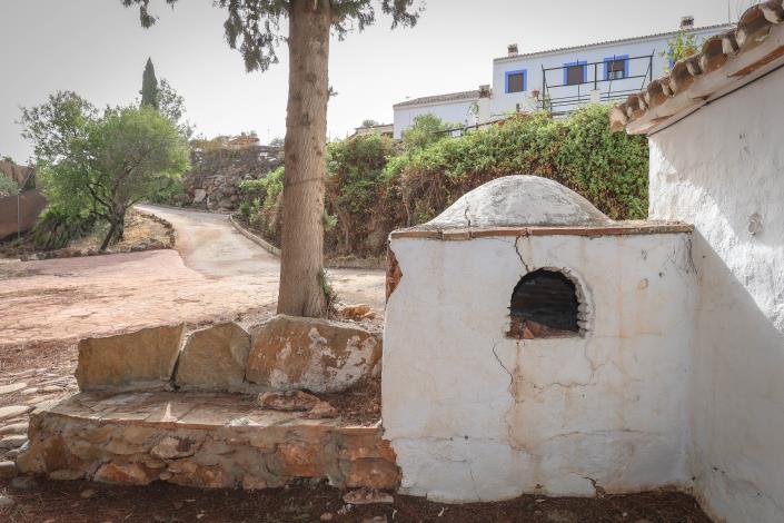 Image No.47-14 Bed Hotel for sale