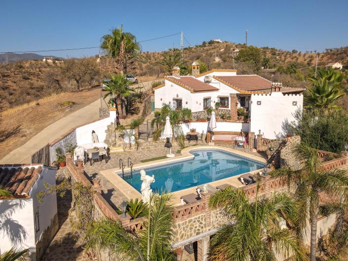 Image No.37-3 Bed Villa / Detached for sale