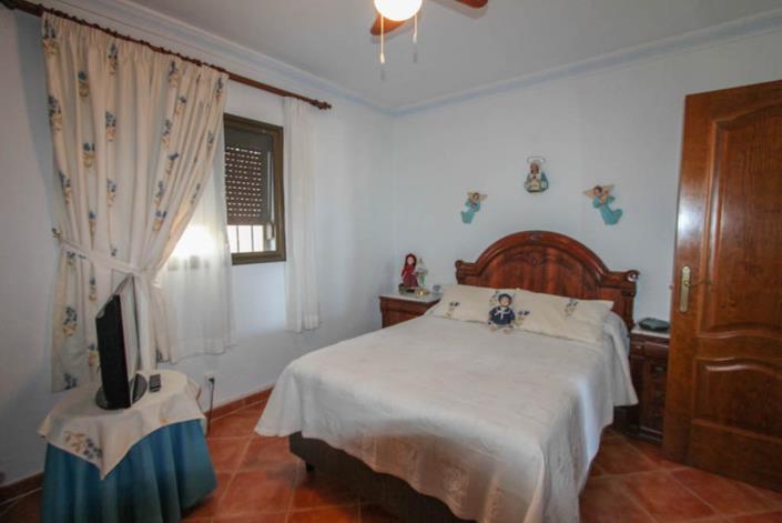 Image No.25-3 Bed Villa / Detached for sale