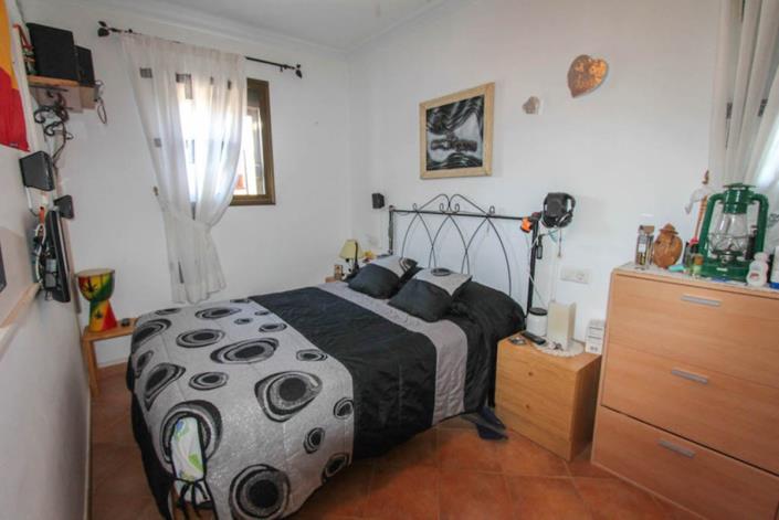 Image No.27-3 Bed Villa / Detached for sale