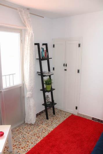 Image No.13-1 Bed Villa / Detached for sale