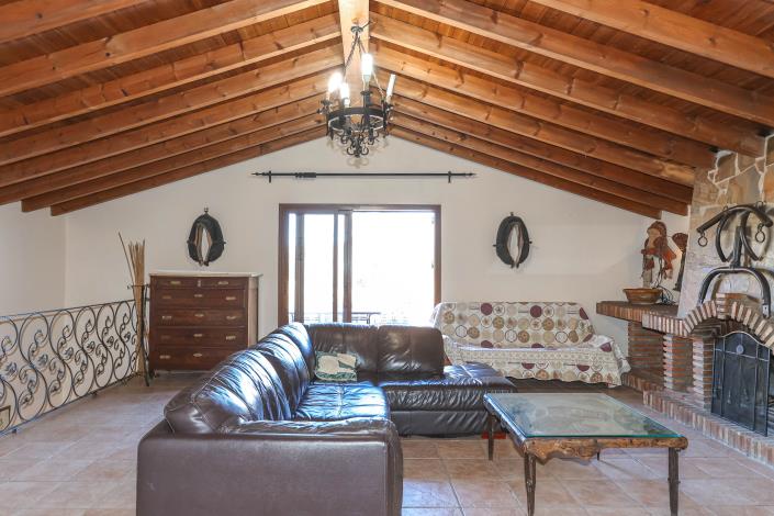 Image No.19-4 Bed Villa / Detached for sale