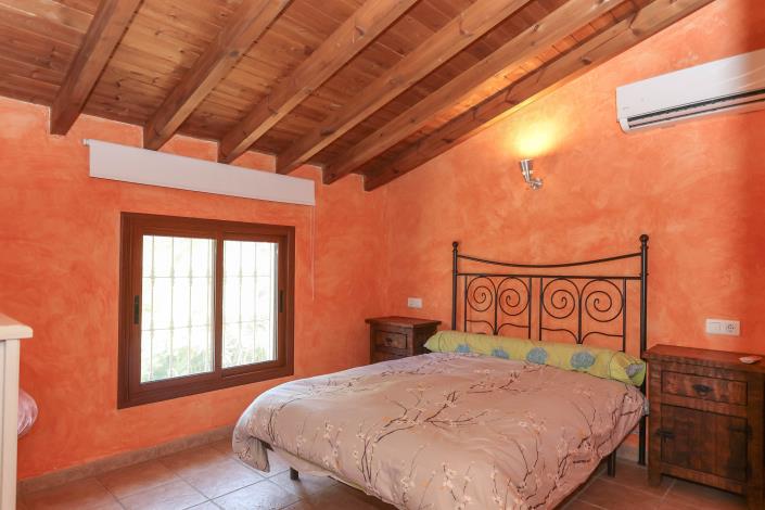 Image No.21-4 Bed Villa / Detached for sale