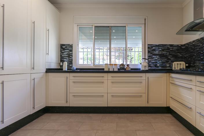 Image No.16-5 Bed Villa / Detached for sale