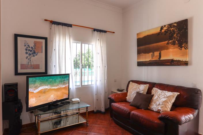 Image No.32-5 Bed Villa / Detached for sale