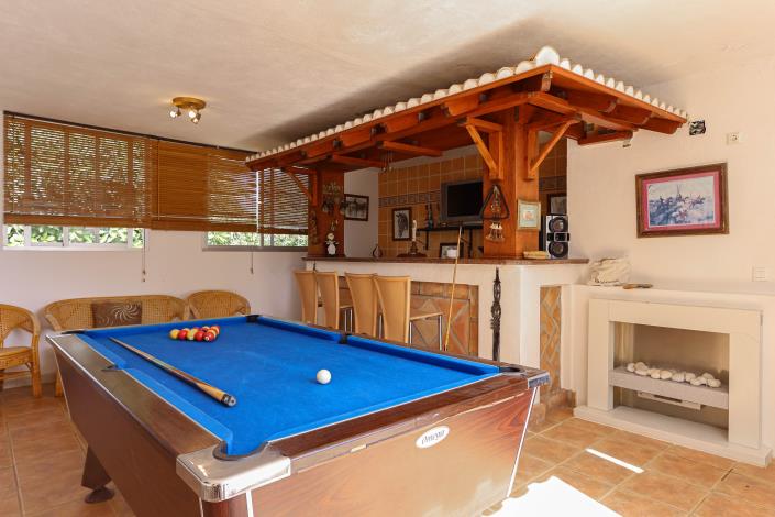 Image No.37-5 Bed Villa / Detached for sale