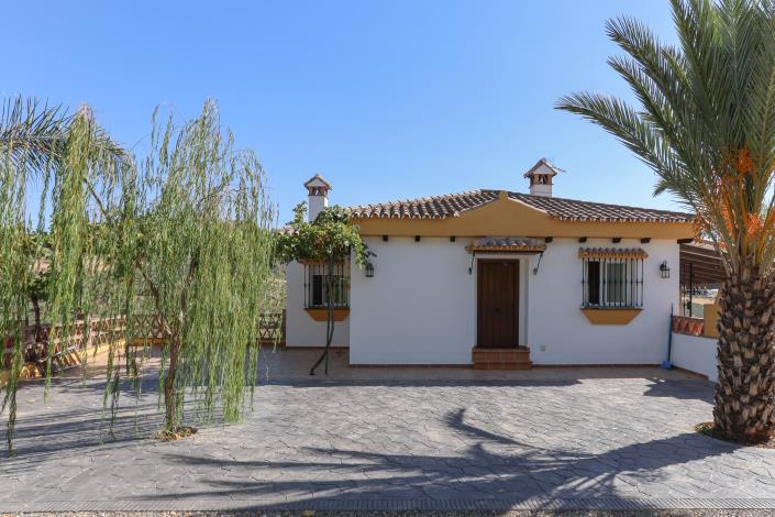 Image No.6-4 Bed Villa / Detached for sale