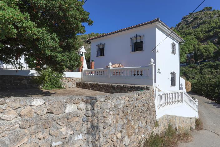 Image No.3-3 Bed Villa / Detached for sale