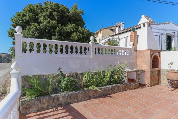 Image No.8-3 Bed Villa / Detached for sale