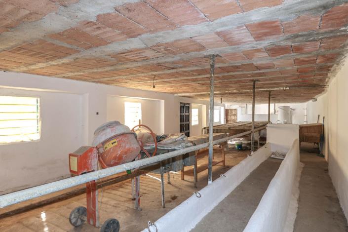 Image No.35-4 Bed Townhouse for sale